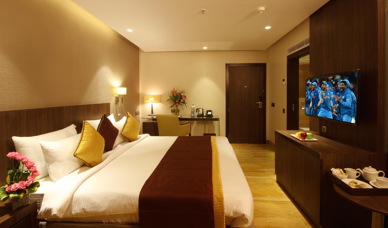 Hotel Fidalgo Pune Exterior foto